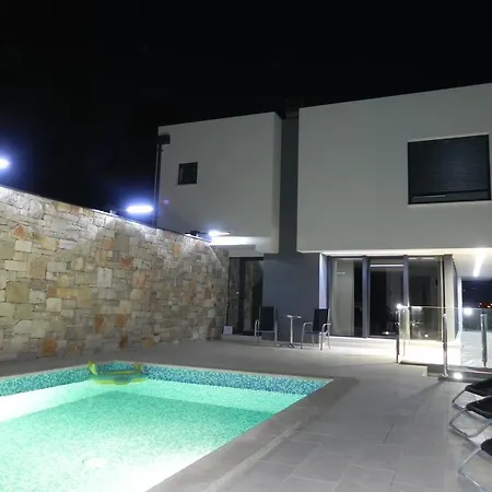 Marinella Vila Štinjan